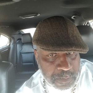 Meet your Posher, Larry